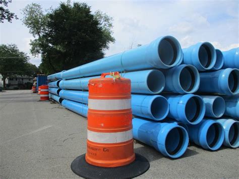 Joliet OKs $90 million in water main work for this year.